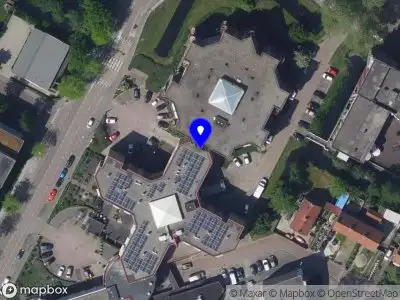 Ambulance met grote spoed naar de Nicolaas Beetsstraat in Alblasserdam