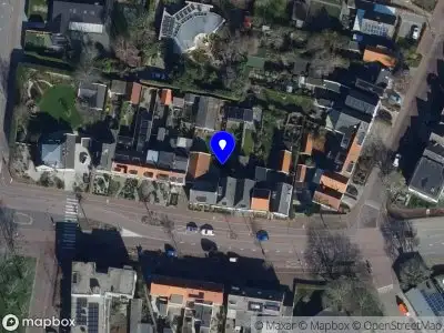Politie met grote spoed naar de Oranjeplein in Oost-Souburg vanwege steekincident