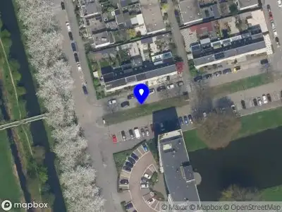 Ambulance met grote spoed naar de Beelstraat in Rotterdam