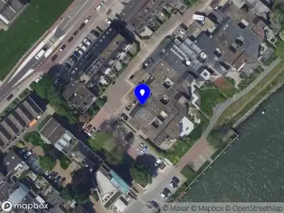 Ambulance met gepaste spoed naar de Marsdiep in Zwijndrecht