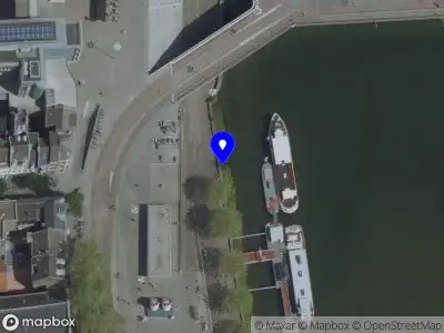 Politie naar de Maaspromenade in Maastricht
