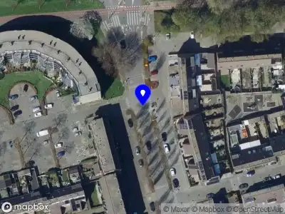 Brandweer naar de Dreef in Spijkenisse vanwege afgaan automatisch brandalarm