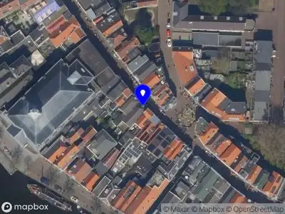 Ambulance met gepaste spoed naar de Hoogstraat in Schiedam