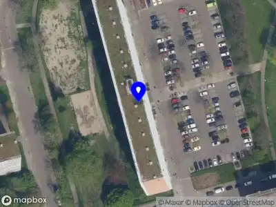 Ambulance met gepaste spoed naar de Tagoreplaats in Rotterdam