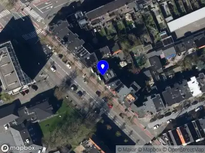 112 melding Politie met grote spoed naar de Friesestraatweg in Groningen vanwege voertuigen te water