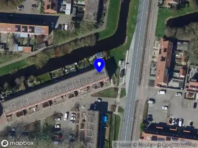 Ambulance met gepaste spoed naar de Schrijnwerker in Hellevoetsluis