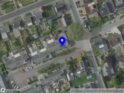 Ambulance met grote spoed naar de Stephanushof in Heel