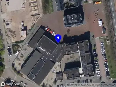 112 melding Brandweer met gepaste spoed naar de Midzomerplein in Bosschenhoofd vanwege een liftopsluiting