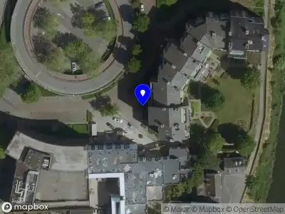 Brandweer en politie met gepaste spoed naar de Parkweg in Maastricht vanwege stankoverlast