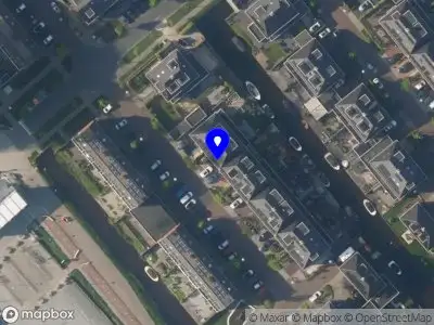 Ambulance met gepaste spoed naar de Hans Ecklplein in Meerburg