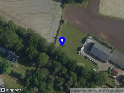 Brandweer met grote spoed naar de Bergdijk in Someren vanwege waarnemen gaslucht