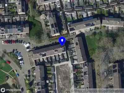 Ambulance met grote spoed naar de Beverveen in Spijkenisse