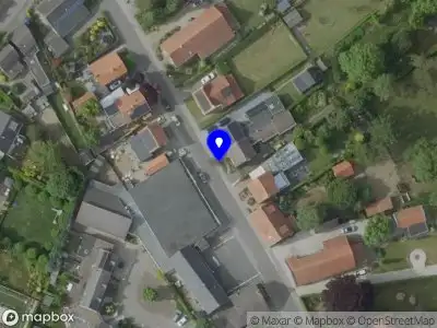 Ambulance met grote spoed naar de Gulden Eind in Grathem