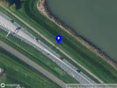 Ambulance met gepaste spoed naar de Sluisweg in Enkhuizen