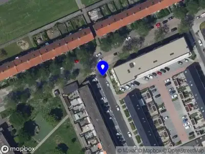 Ambulance met gepaste spoed naar de Meindert Hobbemastraat in Dordrecht