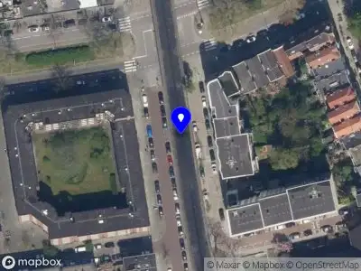 Ambulance met gepaste spoed naar de Insulindestraat in Rotterdam
