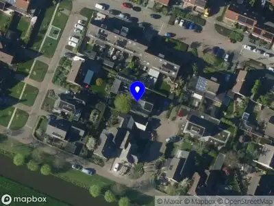 Ambulance met grote spoed naar de Lijster in Obdam