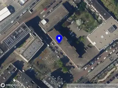 Ambulance met grote spoed naar de Bleekveld in 's-Gravenhage