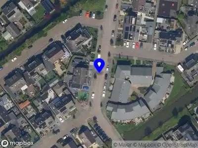 Brandweer met gepaste spoed naar de Gorinchemsestraat in Meerkerk