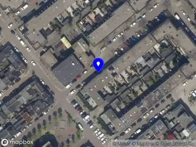 Ambulance met grote spoed naar de Volkerakstraat in Schiedam