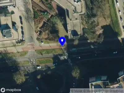 Politie naar de Dokter van Heesweg in Zwolle vanwege aanrijding met letsel