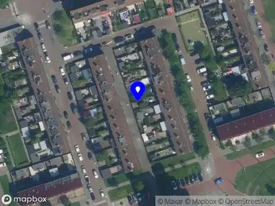 Traumahelikopter met grote spoed naar de Akerwateringstraat in Amsterdam