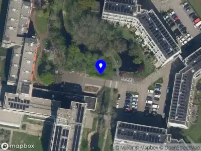 Brandweer met gepaste spoed naar de De Baronie in Capelle aan den IJssel