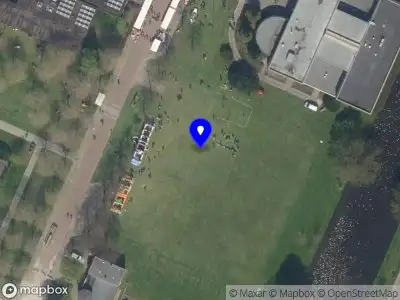 112 melding Ambulance met gepaste spoed naar de Ruysdaelstraat in Rozenburg