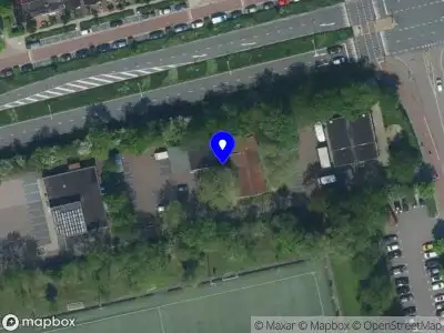 Ambulance met grote spoed naar de Wezelstraat in Koog aan de Zaan