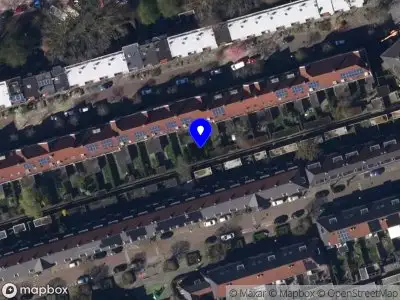 Brandweer met gepaste spoed naar de Radijsstraat in Groningen vanwege wateroverlast