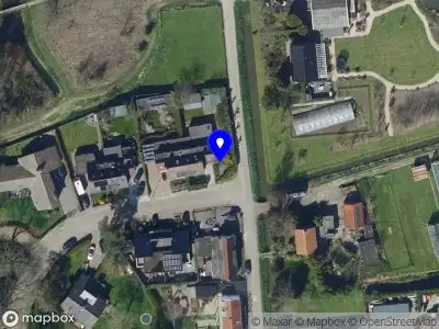 Ambulance met gepaste spoed naar de Molendijk in Rhoon