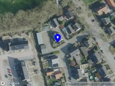 Politie naar de Blauwstraat in Maasbommel