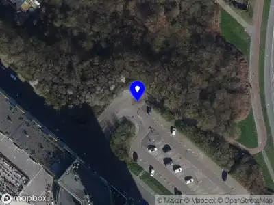 Brandweer naar de Boulevard Bankert in Vlissingen vanwege stormschade