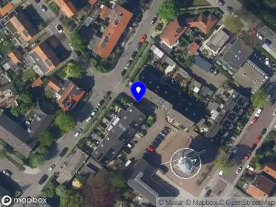 Ambulance met grote spoed naar de Constantijnstraat in Zoetermeer