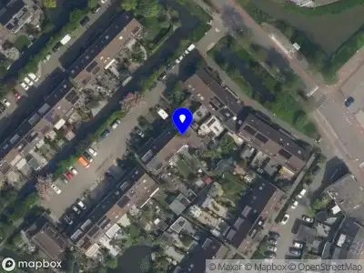 Ambulance met grote spoed naar de Kauwendaal in Nieuwerkerk aan den IJssel