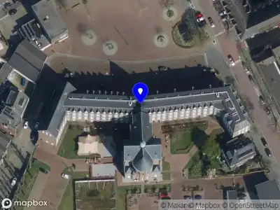 Brandweer met gepaste spoed naar de Dr. Jan Ingenhouszplein in Breda