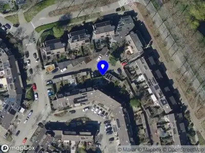 Ambulance met grote spoed naar de Punter in Barendrecht