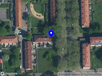 Ambulance met grote spoed naar de Abraham van der Hartstraat in Amsterdam