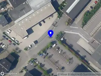 Politie naar de Industrieweg in Woerden vanwege aanrijding met letsel