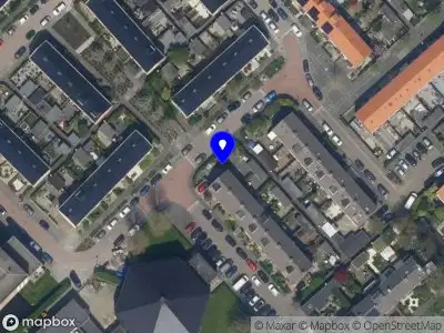 Ambulance met gepaste spoed naar de Mezenstraat in Krimpen aan den IJssel