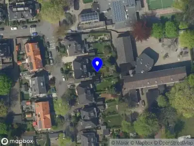 Brandweer met grote spoed naar de Van Ostadelaan in Hilversum vanwege gebouwbrand