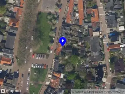 112 melding Ambulance met gepaste spoed naar de Uiterdijk in Pernis Rotterdam