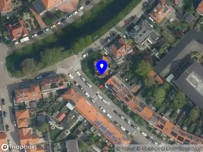 Ambulance met grote spoed naar de De la Reylaan in Gouda