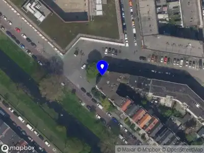 Ambulance met gepaste spoed naar de Hillevliet in Rotterdam