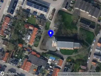 Ambulance met grote spoed naar de Kerkplein in Mijnsheerenland