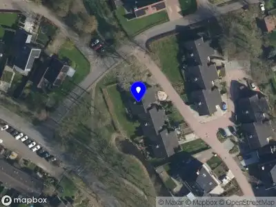 Brandweer met grote spoed naar de Burchtwal in Zuidhorn vanwege waarnemen gaslucht