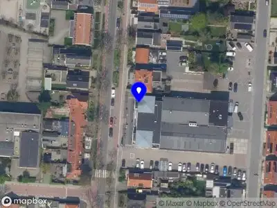 Traumahelikopter met grote spoed naar de Kerkweg in Lekkerkerk