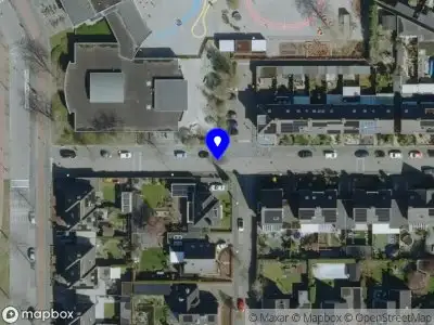 Brandweer en politie met grote spoed naar de Kiplinglaan in Eindhoven vanwege middelgrote brand