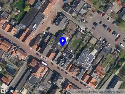 Brandweer met grote spoed naar de Groenstraat in Willemstad vanwege waarnemen gaslucht