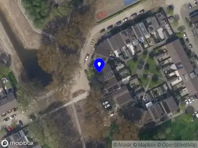 Ambulance met grote spoed naar de Optenoord in Rotterdam